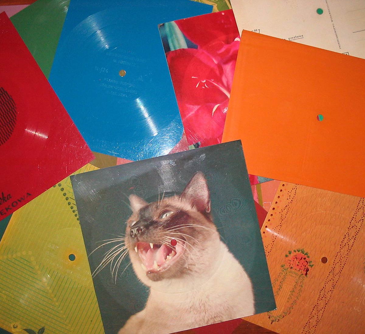Copying a record in the shape of a music postcard